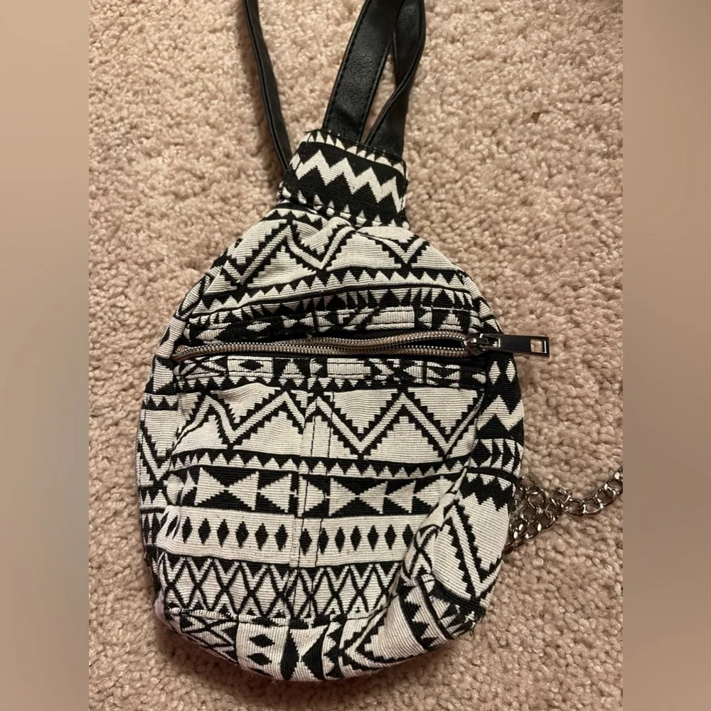 Aztec Mini Backpack - Picture 2 of 12